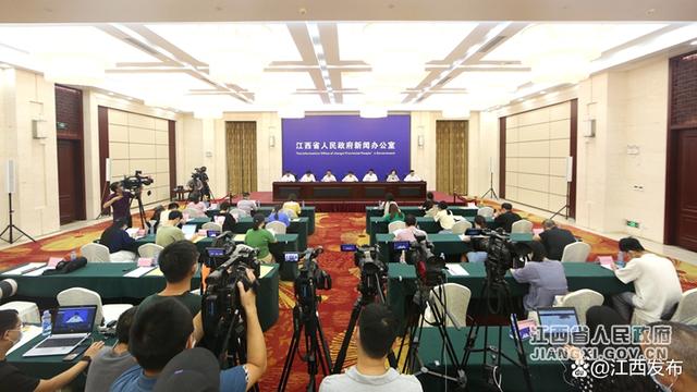 江西这十年系列主题新闻发布会（教育事业专题）在南昌举行